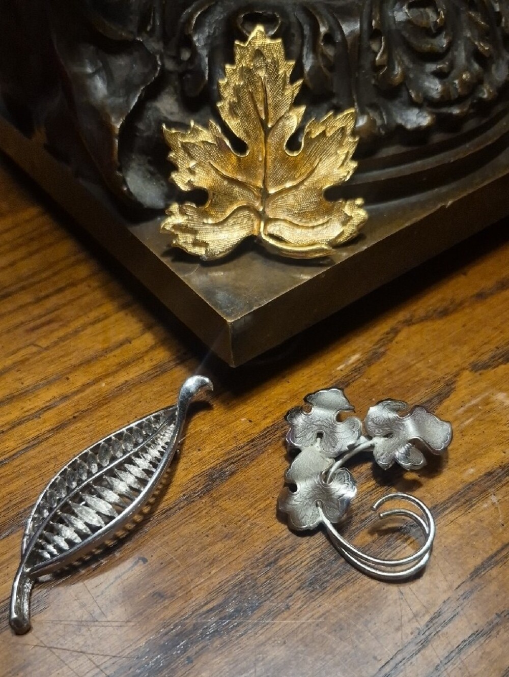 Vintage Leaf Fall Brooch Bundle